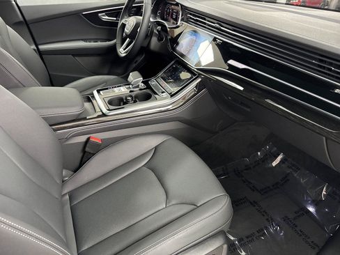 Used 2026 Audi Q7 2.0T Premium Plus w/ Premium Plus Package AWD/4WD image 16