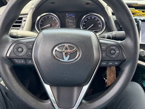 Used 2019 Toyota Camry LE FWD image 32