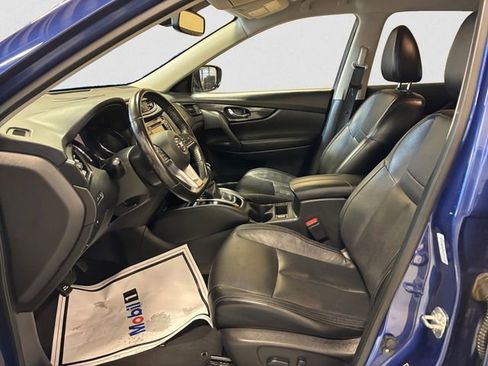 Used 2018 Nissan Rogue SL image 9