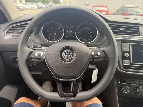 Used 2020 Volkswagen Tiguan S AWD/4WD image 30