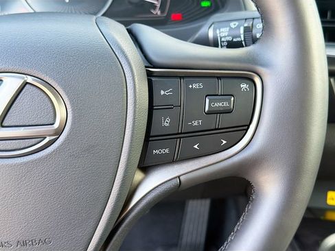 Used 2023 Lexus UX 250h FWD w/ Accessory Package (Z2) image 38
