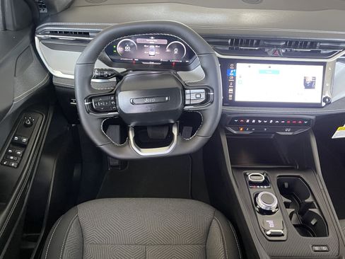 New 2026 Jeep Cherokee Laredo AWD/4WD image 16