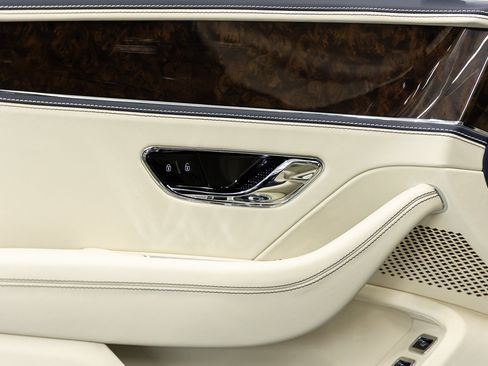 New 2026 Bentley Flying Spur Plug-In Hybrid AWD/4WD image 27