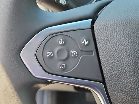Used 2023 Chevrolet Traverse LT w/ LPO, Cargo Package AWD/4WD image 26