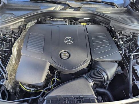 Used 2026 Mercedes-Benz GLC 300 image 14