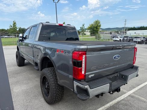 Used 2024 Ford F250 Lariat w/ Lariat Ultimate Package AWD/4WD image 5