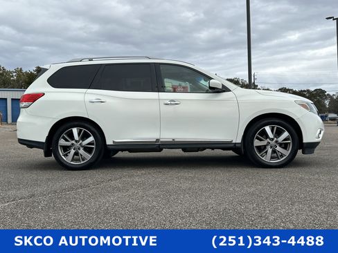 Used 2014 Nissan Pathfinder Platinum w/ Platinum Premium Package image 6