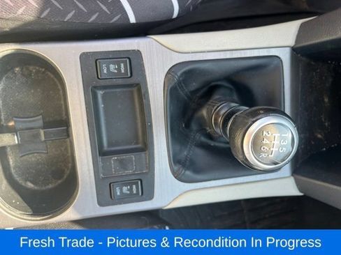 Used 2013 Subaru Outback 2.5i Premium w/ All-Weather Pkg AWD/4WD image 11