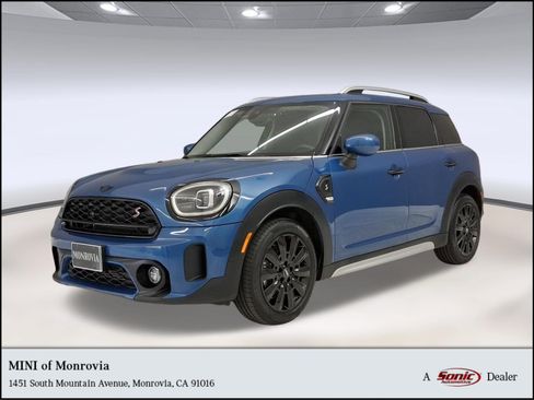 Used 2023 MINI Cooper Countryman S FWD image 1
