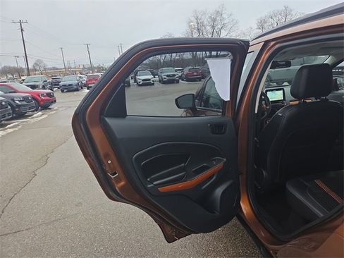 Certified 2018 Ford EcoSport SES w/ SES Cold Weather Package image 24