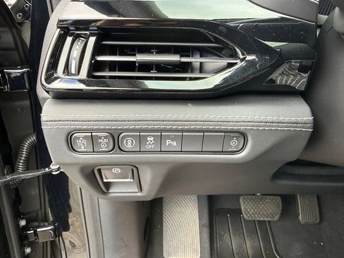 Used 2023 Acura MDX SH-AWD w/ Advance Package image 26