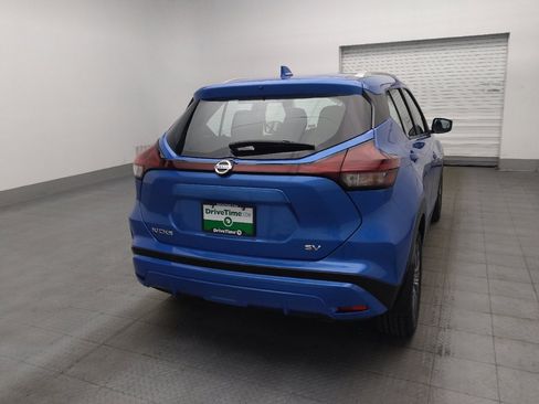 Used 2021 Nissan Kicks SV FWD image 7