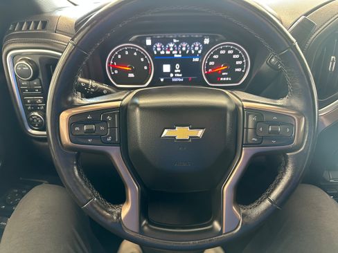 Used 2022 Chevrolet Silverado 1500 High Country image 23