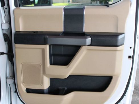Used 2020 Ford F250 XLT AWD/4WD image 14