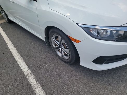 Used 2017 Honda Civic LX image 4