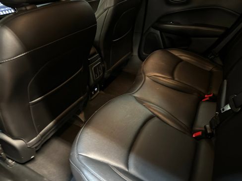 Certified 2021 Jeep Compass Limited image 11