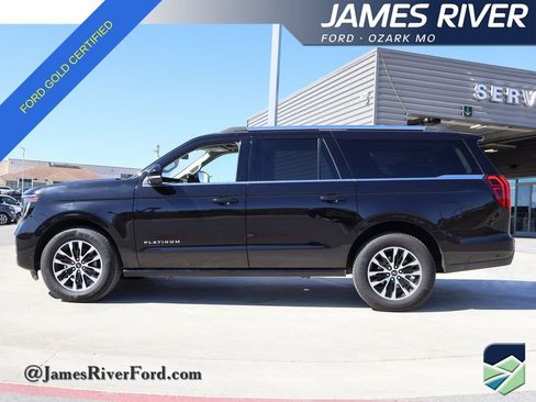 Certified 2025 Ford Expedition Max Platinum image 2