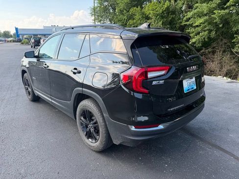 Used 2023 GMC Terrain AT4 AWD/4WD image 4