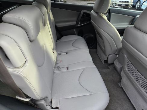 Used 2009 Toyota RAV4 Limited w/ Tow Prep Pkg image 29