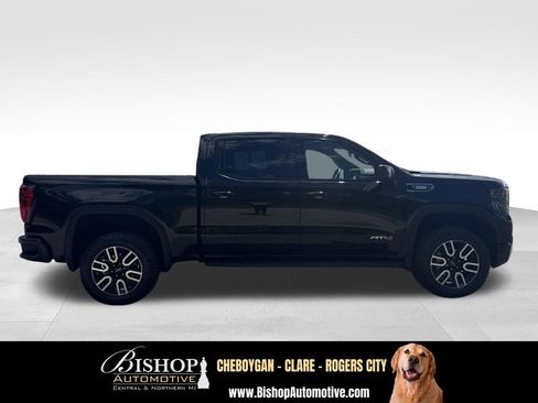 Used 2025 GMC Sierra 1500 AT4 w/ AT4 Premium Package AWD/4WD image 14