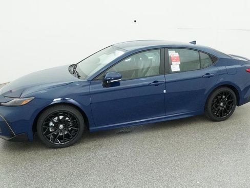 New 2026 Toyota Camry SE image 24