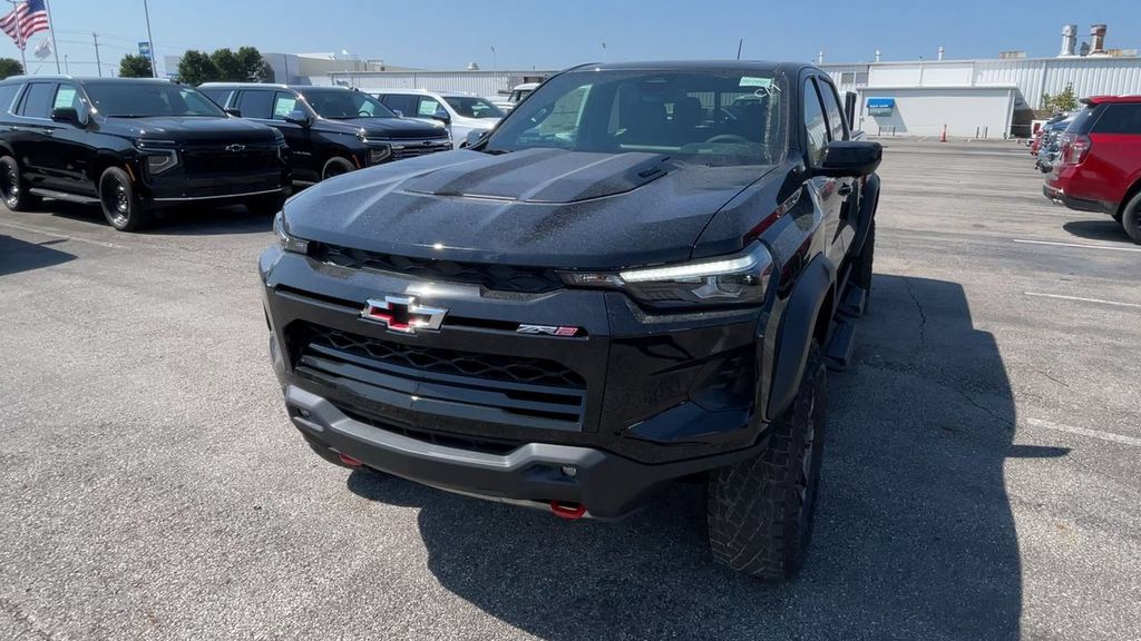 New 2026 Chevrolet Colorado ZR2 AWD/4WD image 5