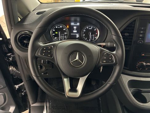 Used 2023 Mercedes-Benz Metris Passenger image 8