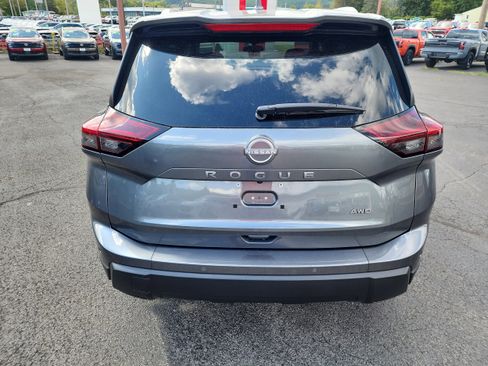 New 2026 Nissan Rogue SV w/ SV Premium Package image 7