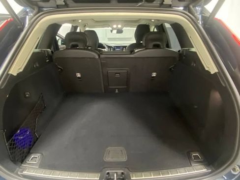 Certified 2025 Volvo XC60 B5 Ultra AWD/4WD image 9