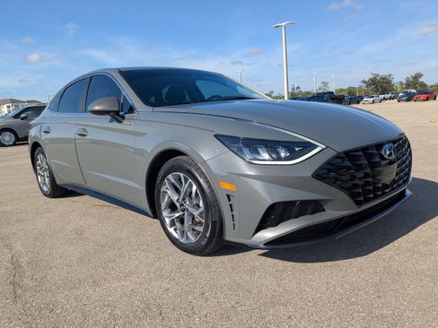 Used 2023 Hyundai Sonata SEL w/ Preferred Accessory Package image 32