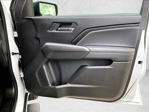 Used 2024 Chevrolet Colorado LT w/ LT Convenience Package II RWD image 19