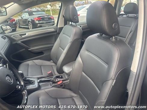 Used 2017 Volkswagen Golf Alltrack SE image 23