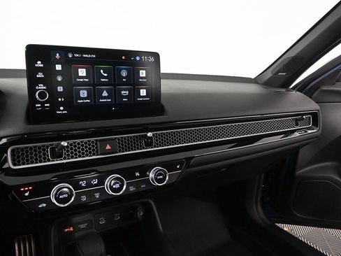 Used 2025 Honda Civic Sport image 12