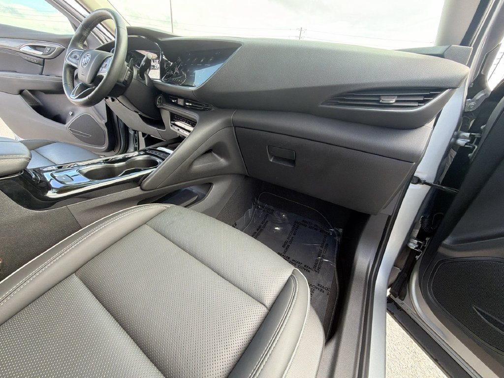 Used 2023 Buick Envision Essence AWD/4WD image 32