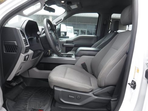 Used 2020 Ford F250 XLT w/ XLT Premium Package AWD/4WD image 16