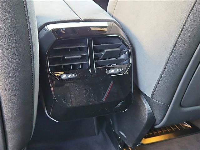 Used 2026 BMW iX xDrive45 AWD/4WD image 17