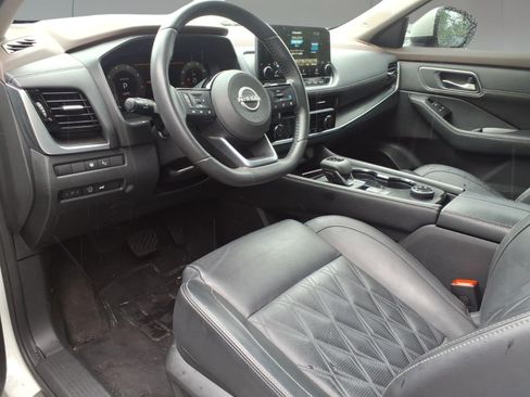 Used 2023 Nissan Rogue Platinum w/ Platinum Premium Package AWD/4WD image 11