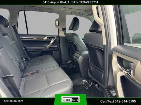 Used 2015 Lexus GX 460 w/ Navigation Package AWD/4WD image 32