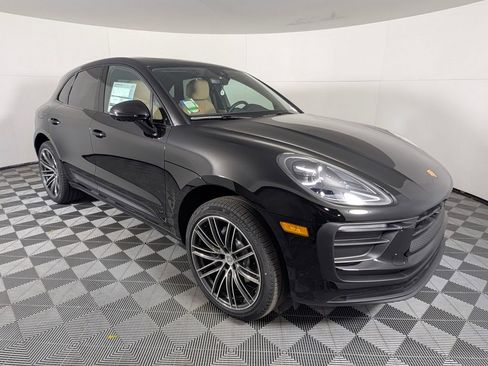 New 2026 Porsche Macan image 7