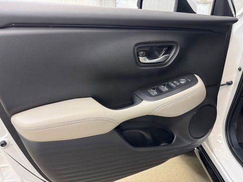 New 2026 Honda HR-V EX-L image 8