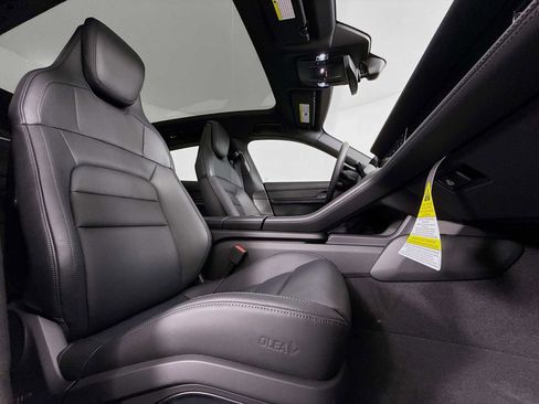 New 2025 Porsche Taycan 4 Cross Turismo image 30