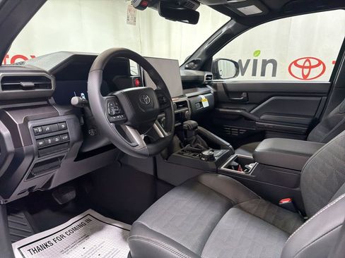 Used 2026 Toyota 4Runner TRD Off-Road Premium AWD/4WD image 22