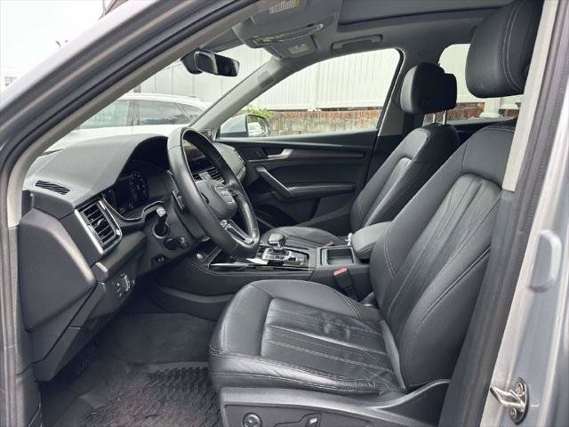 Used 2022 Audi Q5 2.0T Premium Plus w/ Premium Plus Package AWD/4WD image 13