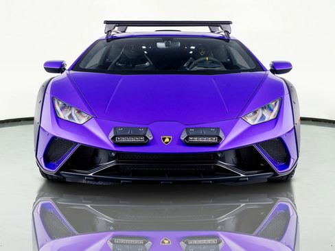 Used 2024 Lamborghini Huracan Sterrato image 27