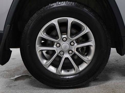 Used 2014 Jeep Grand Cherokee Limited w/ Trailer Tow Group IV image 33