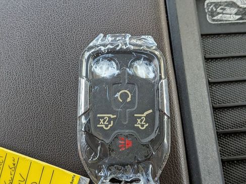 Used 2017 Chevrolet Suburban LT AWD/4WD image 32