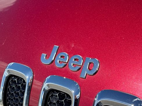 Used 2016 Jeep Cherokee Limited w/ Trailer Tow Group FWD image 14