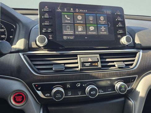 Certified 2018 Honda Accord EX image 6