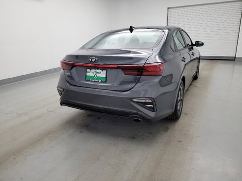 Used 2020 Kia Forte LXS FWD image 7
