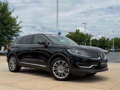 Used 2017 Lincoln MKX Reserve FWD image 2